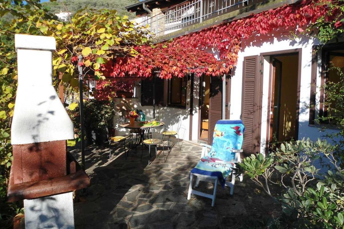 Casa Gialla Imperia Exteriör bild